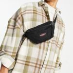 حقيبة خصر إيستباك سبرينغر خفيفة الوزن بتصميم عملي أنيق مع جيوب بسحاب وحزام قابل للتعديل - الصورة 6