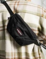 حقيبة خصر إيستباك سبرينغر خفيفة الوزن بتصميم عملي أنيق مع جيوب بسحاب وحزام قابل للتعديل - الصورة 7