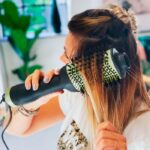 ⁦فرشاة مجفف الشعر أفوكادو ثري دي ثيرابي بقوة 2000 واط لتنعيم وتكثيف الشعر⁩ - الصورة ⁦3⁩