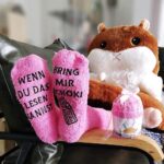 ⁦جوارب نسائية دافئة مضحكة بطباعة سيليكون بتصميم شوكلاته⁩ - الصورة ⁦2⁩